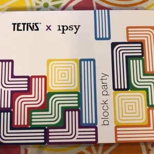 Tetris x Ipsy eyeshadow palette